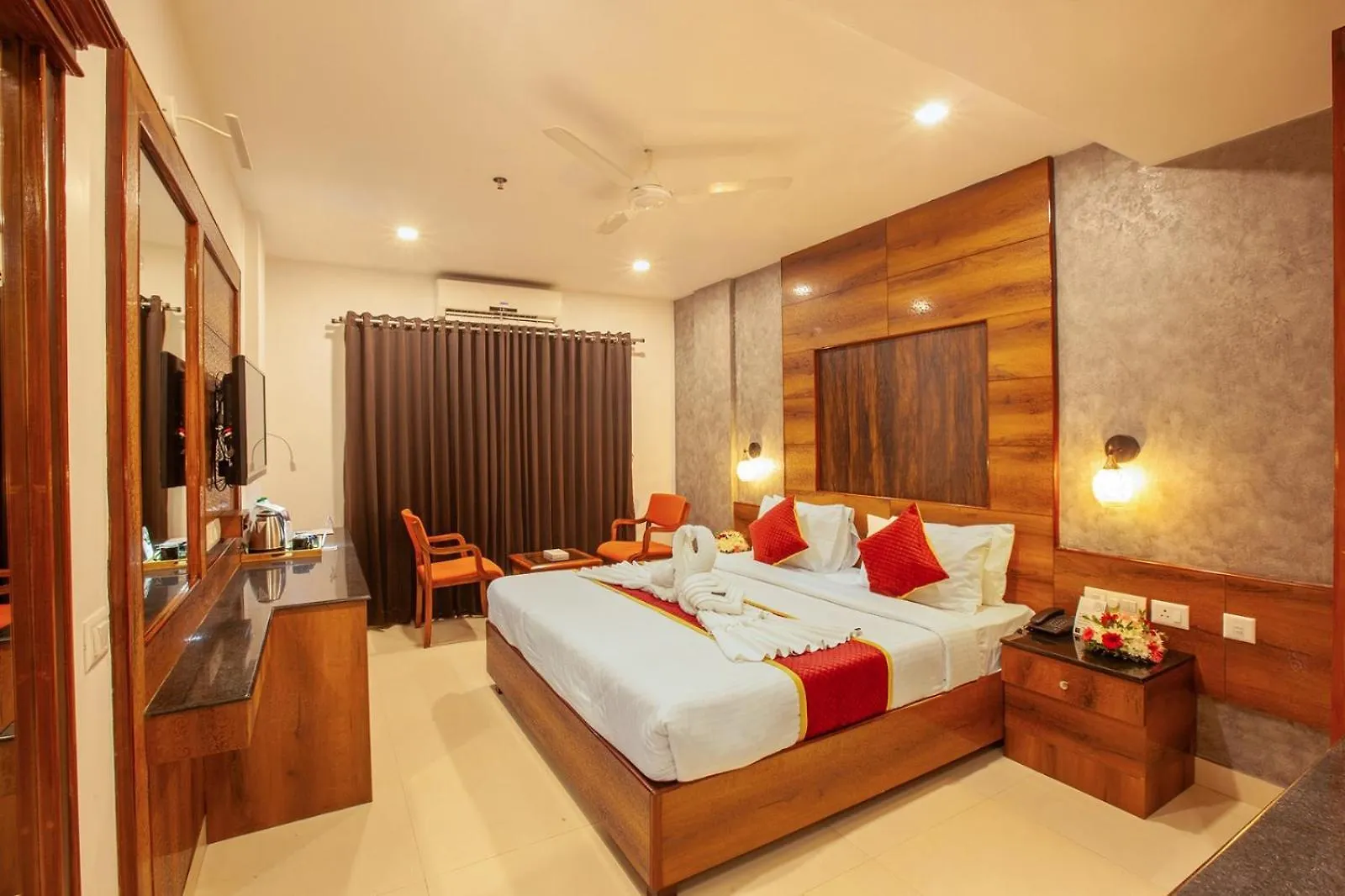 Hotel Laals Inn Grand By Jesway Hotels & Resorts Fort Kochi