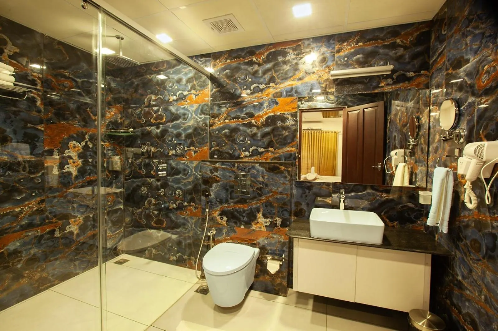 Hotel Laals Inn Grand By Jesway Hotels & Resorts Fort Kochi 4*,  Hindistan