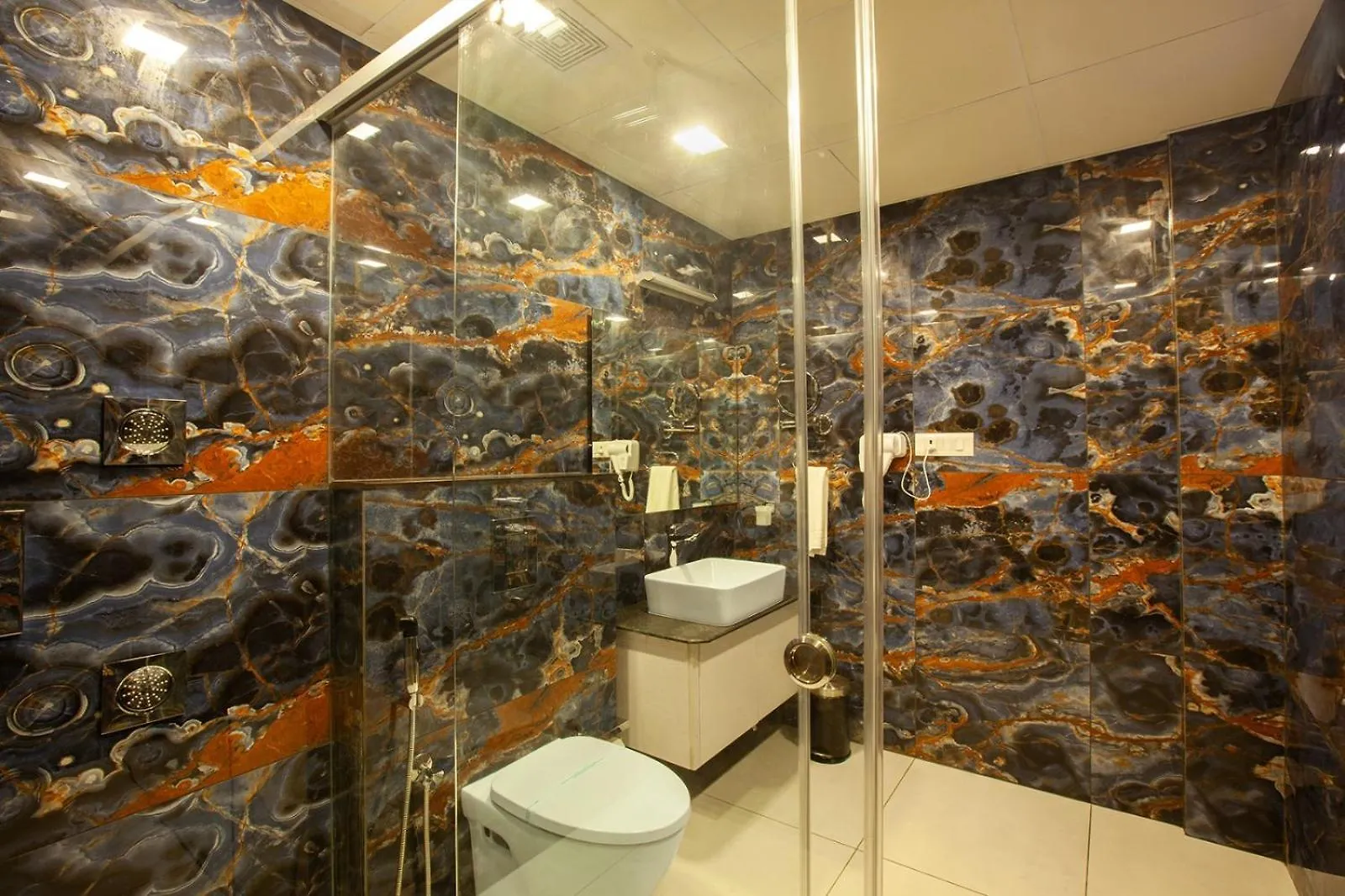Hotel Laals Inn Grand By Jesway Hotels & Resorts Fort Kochi
